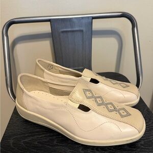 Hotter Calypso Shoes US 7 EU 38 Extra Wide EXF Cream Leather Comfort Slip On